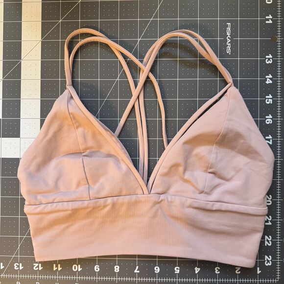 lululemon Free To Be Serene Bra - Picture 1 of 3
